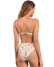 Load image into Gallery viewer, Image 08: Rio De Sol Set Set Countryside Kyra Hotpants