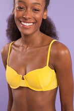 Load image into Gallery viewer, Image 09: Rio De Sol Set Set Malibu-Yellow Balconet Essential-Comfy