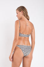 Load image into Gallery viewer, Model Back: Rio De Sol Top Top Collage Bandeau-Reto