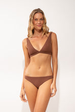Load image into Gallery viewer, Model Front: Rio De Sol Top Top Sand-Cappuccino Alba
