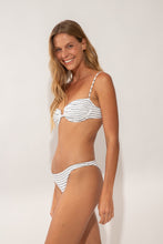 Load image into Gallery viewer, Image 04: Rio De Sol Top Top Linea-White Zaya