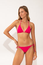 Load image into Gallery viewer, Image 05: Wednesday In Hawaii By Rio De Sol Set Set Guava Kauai Kaleia