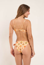 Load image into Gallery viewer, Model Back: Rio De Sol Bottom Bottom Mosaico Gisele