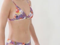 Load and play video in Gallery viewer, Video: Rio De Sol Bottom Bottom Garden-Flower Essential-Comfy