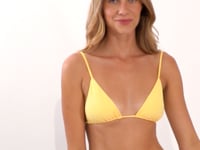 Load and play video in Gallery viewer, Video: Wednesday In Hawaii By Rio De Sol Bottom Bottom Lilikoi Waimea