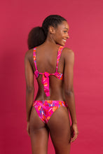 Load image into Gallery viewer, Image 12: Rio De Sol Set Set Flavors Halter-Marina Essential-Cos