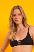 Load image into Gallery viewer, Image 09: Rio De Sol Top Top Bora-Black Bra-Trio
