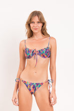Load image into Gallery viewer, Model Front: Rio De Sol Set Set Euphoria Balconet-Tie Lacinho
