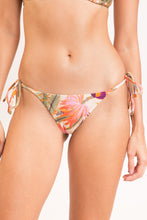 Load image into Gallery viewer, Gallery: Rio De Sol Bottom Bottom Oasis Cheeky-Tie
