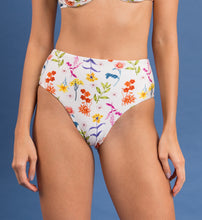 Load image into Gallery viewer, Image 12: Rio De Sol Bottom Bottom Countryside Hotpants
