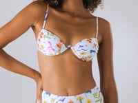 Load and play video in Gallery viewer, Video: Rio De Sol Bottom Bottom Countryside Hotpants
